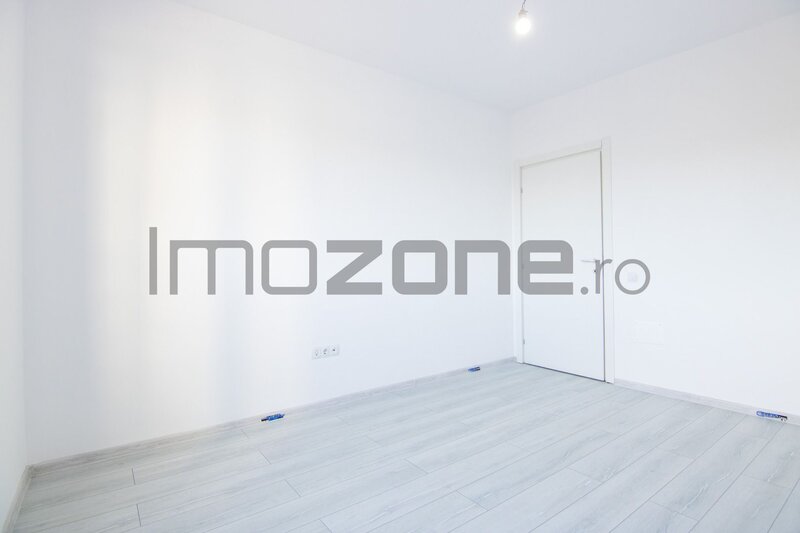 Doua camere, 10% discount - doar in august, 2 camere, etaj 4, decomandat, centrala