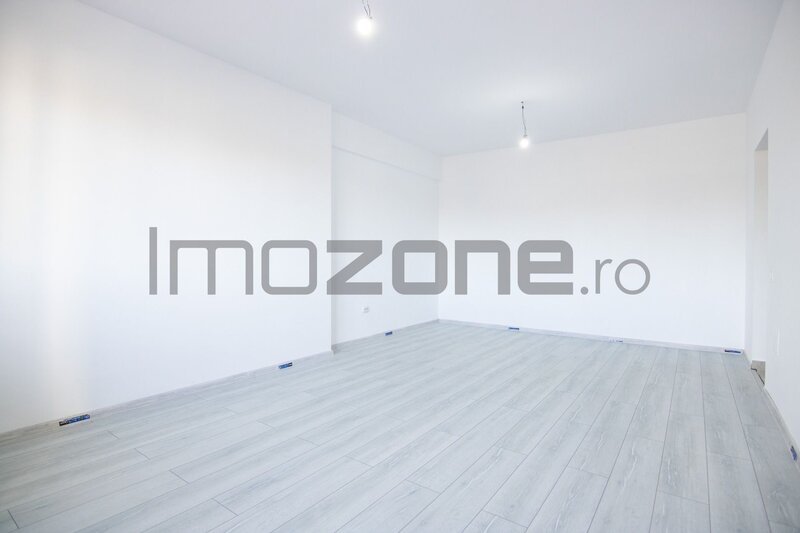 Doua camere, 10% discount - doar in august, 2 camere, etaj 4, decomandat, centrala